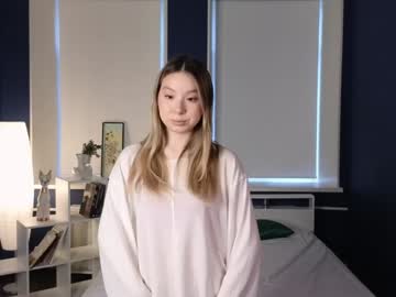 Esmecooling Chaturbate stream image from February 03, 2025
