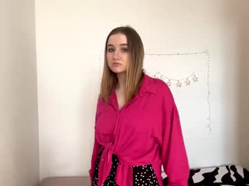 Levelupfox Chaturbate stream image from February 03, 2025
