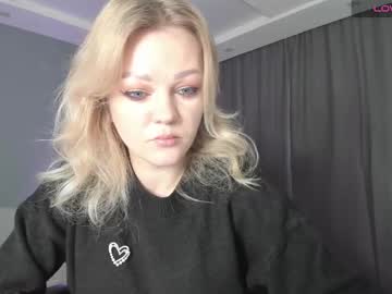 Alinaolsom Chaturbate stream image from February 03, 2025
