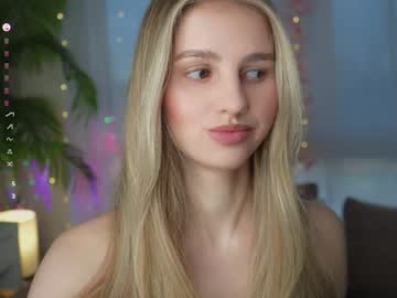 Fluffy_Angel Chaturbate stream image from February 03, 2025