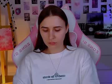 Alicecharmy Chaturbate stream image from February 03, 2025