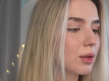 Aurmur Chaturbate stream image from February 03, 2025