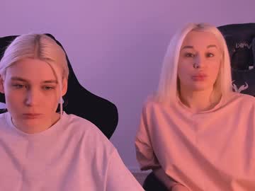 Hottyblonds Chaturbate stream image from February 03, 2025