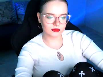 Sabrinaasterisk Chaturbate stream image from February 03, 2025