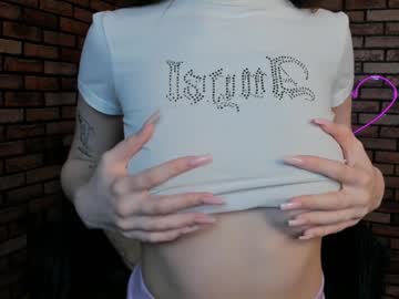 Amberr__Brown Chaturbate stream image from February 03, 2025
