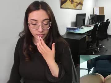 Cristelstorm Chaturbate stream image from February 03, 2025