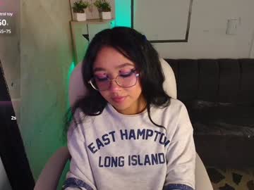 Lilahash Chaturbate stream image from February 03, 2025