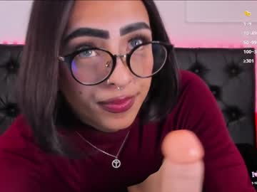 Taylor_Bttm Chaturbate stream image from February 03, 2025