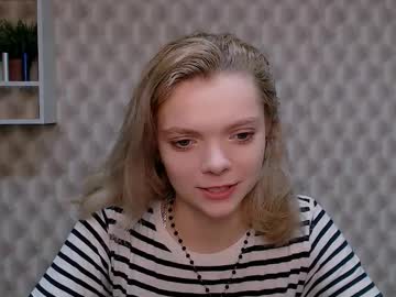 Alicemex_ Chaturbate stream image from February 03, 2025