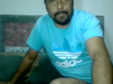 Batery82 Chaturbate stream image from February 03, 2025