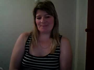 Bellalove335 Chaturbate stream image from February 03, 2025