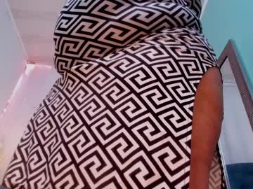 Busty_Juicy Chaturbate stream image from February 03, 2025