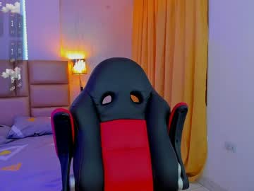 Crisbell__ Chaturbate stream image from February 03, 2025