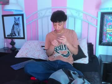 Dylan_Lee2 Chaturbate stream image from February 03, 2025