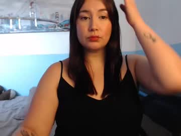 Ema_Gray8 Chaturbate stream image from February 03, 2025