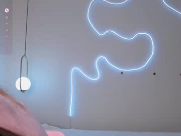 Esmedrio Chaturbate stream image from February 03, 2025