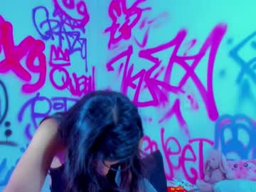 Gabriela_Smoke Chaturbate stream image from February 03, 2025