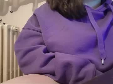 Irinnak Chaturbate stream image from February 03, 2025