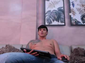 Kravenn_ Chaturbate stream image from February 03, 2025