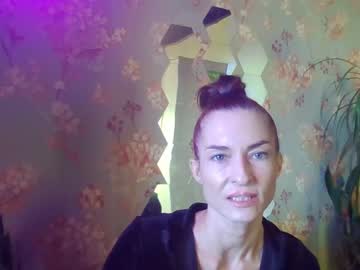 Kristinagold44 Chaturbate stream image from February 03, 2025