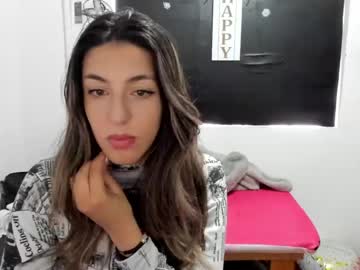 Queen_Natttyy Chaturbate stream image from February 03, 2025