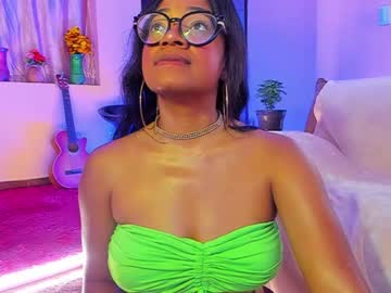 Romantic_Stargirl Chaturbate stream image from February 03, 2025