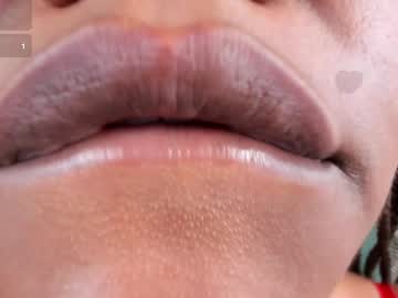 Sarita_Cruz Chaturbate stream image from February 03, 2025