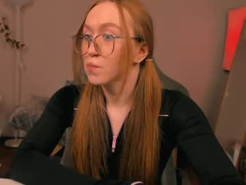 Yourpuresunny Chaturbate stream image from February 03, 2025