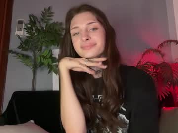 Barbie_Bi Chaturbate stream image from February 03, 2025