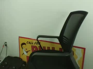 Bestshot1951 Chaturbate stream image from February 03, 2025
