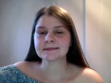 Caroline_Love13 Chaturbate stream image from February 03, 2025