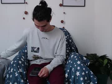 Harry_Sky Chaturbate stream image from February 03, 2025