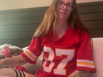 Yourstrulylivy Chaturbate stream image from February 03, 2025