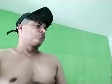 9vinhocamshow Chaturbate stream image from February 03, 2025