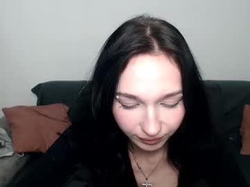 Katyeravee Chaturbate stream image from February 03, 2025