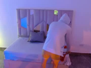 Lunarie_Tay Chaturbate stream image from February 03, 2025