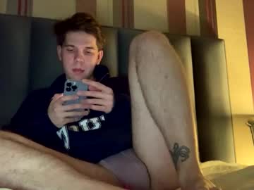 Kennethwhale Chaturbate stream image from February 03, 2025