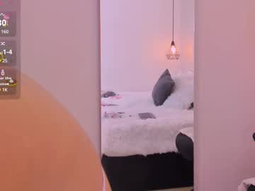 Kim_Kiitty Chaturbate stream image from February 03, 2025