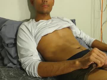 Latinmilker Chaturbate stream image from February 03, 2025