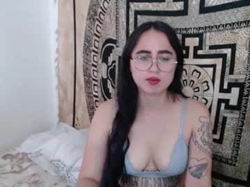 Ninakravtz Chaturbate stream image from February 03, 2025