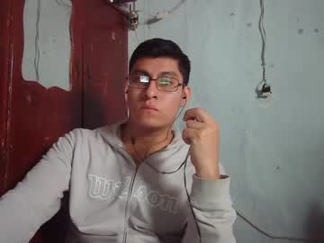 Oomaurooo Chaturbate stream image from February 03, 2025
