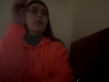 Raysa_Bell Chaturbate stream image from February 03, 2025