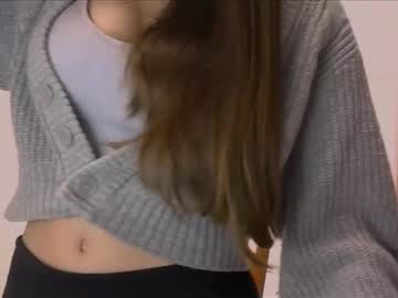 Candy_Love33 Chaturbate stream image from February 03, 2025