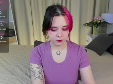 Lorraine_Hall Chaturbate stream image from February 03, 2025