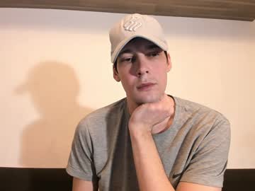 Ucmsur Chaturbate stream image from February 03, 2025