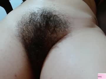 Abril_Lovee2 Chaturbate stream image from February 03, 2025