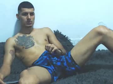 Davidgalvis1 Chaturbate stream image from February 03, 2025