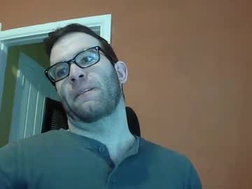 Dweav240 Chaturbate stream image from February 03, 2025