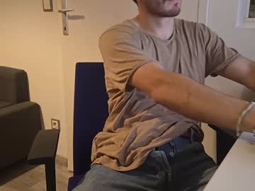 Kryle987 Chaturbate stream image from February 03, 2025