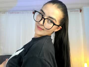 Miel_Gomez Chaturbate stream image from February 03, 2025